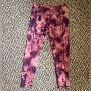 3/$25 🩷 Victoria’s Secret Purple Tie Dye Cropped Leggings Size M